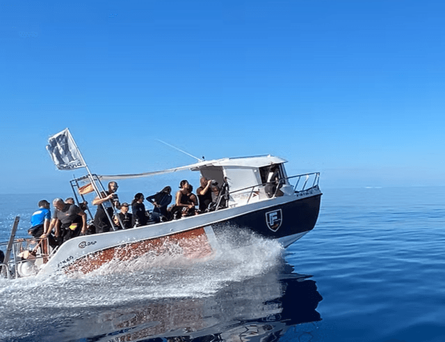 BAUTIZOS Y SNORKEL | PAGA UNA SEÑAL 50€ POR PERSONA Y RESERVA TU PLAZA EN EL BARCO DE FORMENTERA DIVERS 